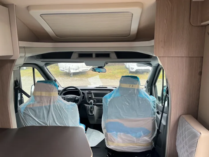 Fahrzeugbild Bürstner Lineo T 620 G (Autom. Markise) #10