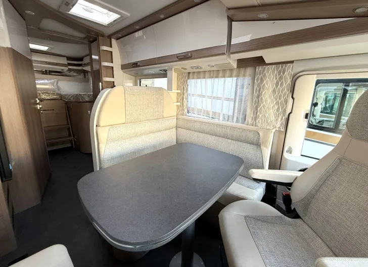 Fahrzeugbild Malibu I 460 KB LE 4.2t #15