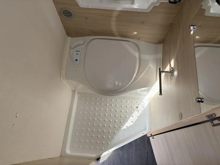 Fahrzeugbild Caravelair Antares Antares 390 Titanium #20