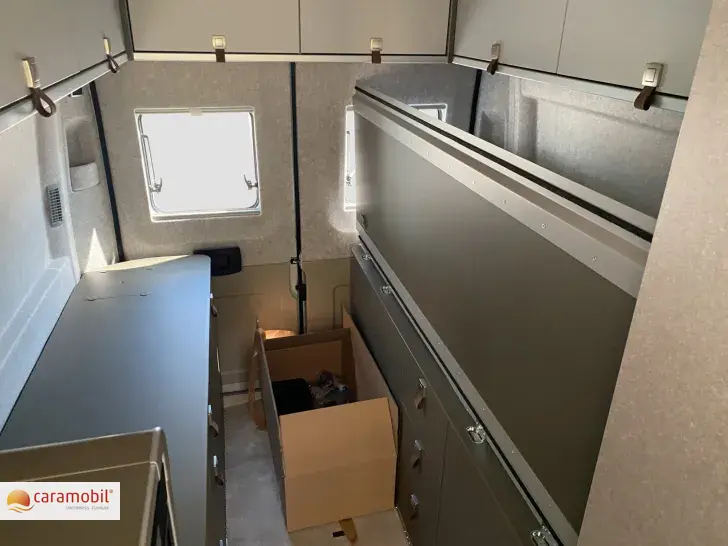 Fahrzeugbild Hymer Yellowstone RFK/Navi/Schlafdach #10