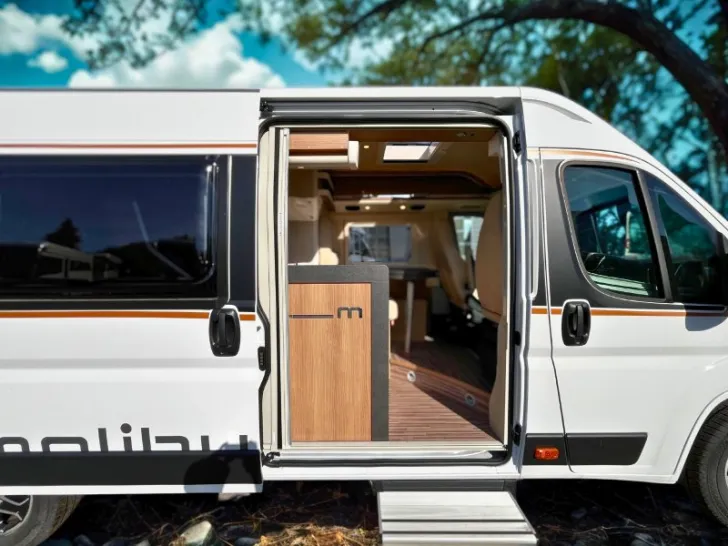 Fahrzeugbild Malibu 640 LE coupé  FAHRASSISTENTEN+HEAVY CHASSIS #3