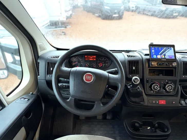 Fahrzeugbild Sunlight A 70 #21