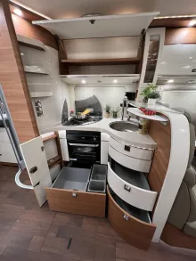 Fahrzeugbild Carthago chic c-line I 6.2 XL QB Mercedes (209) #22