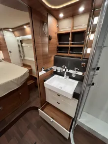 Fahrzeugbild Carthago chic c-line I 6.2 XL QB Mercedes (209) #33