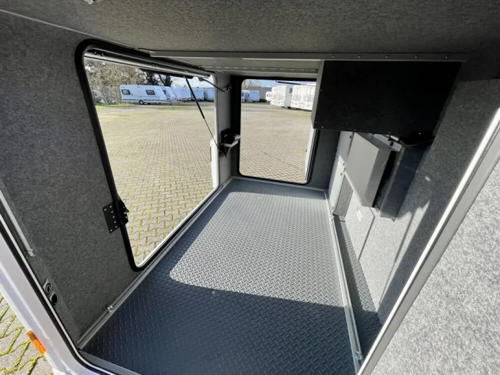 Fahrzeugbild Frankia Titan I 840 GD #6