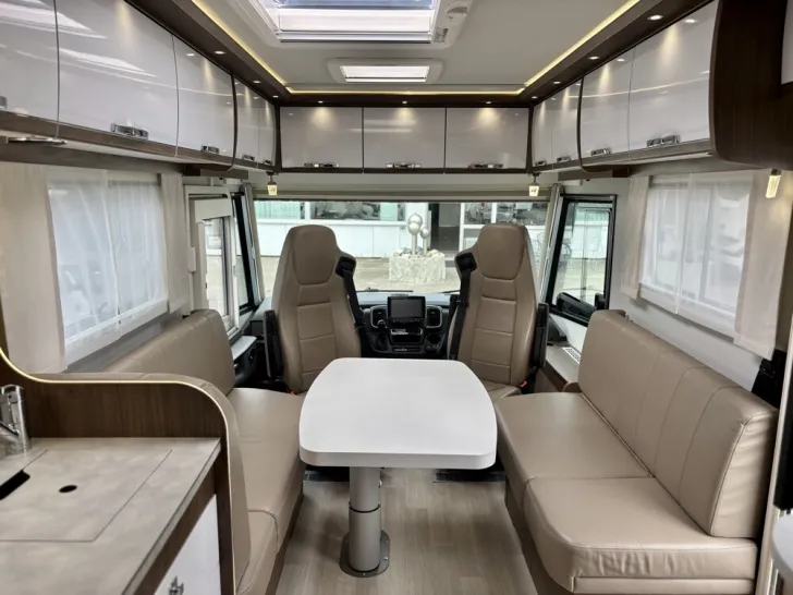 Fahrzeugbild Frankia Titan I 840 GD #13