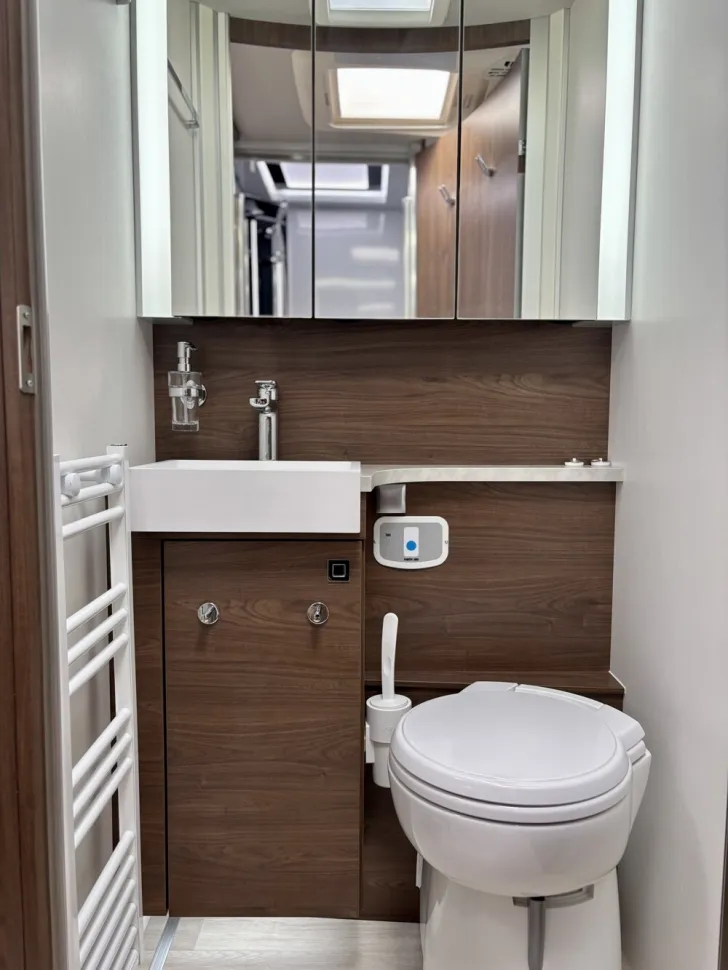 Fahrzeugbild Frankia Titan I 840 GD #20