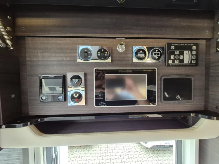 Fahrzeugbild Concorde Charisma 910 LSI #21