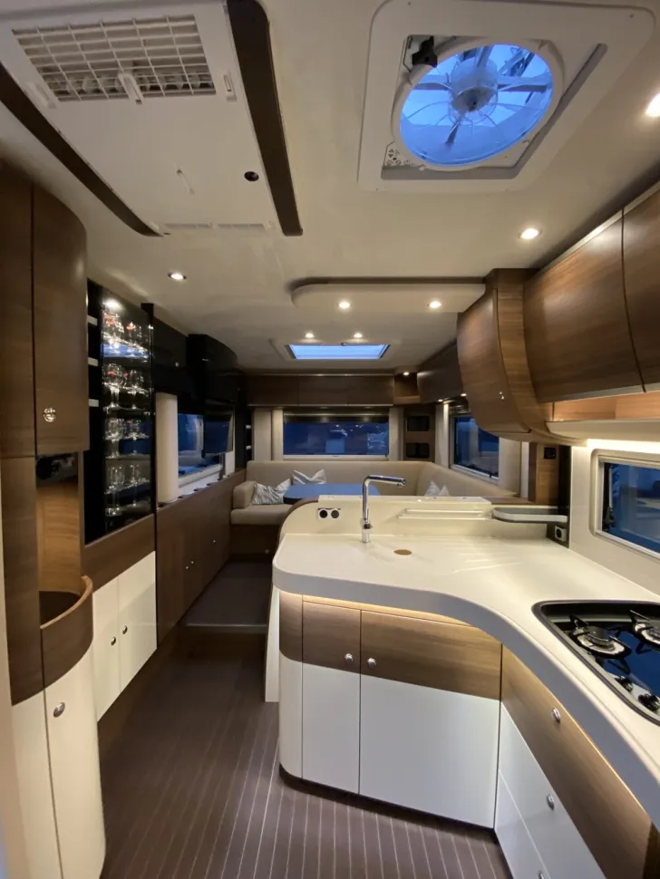 Fahrzeugbild Concorde Carver 890 RRL #14