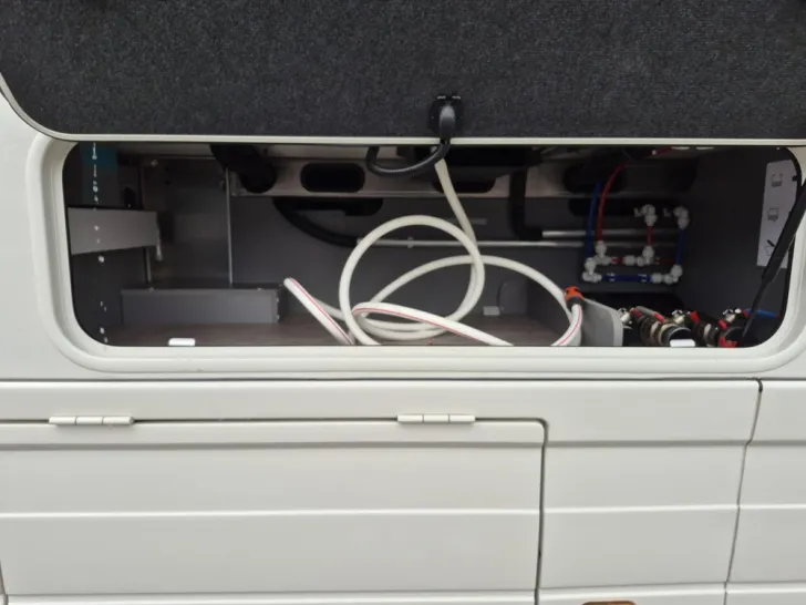 Fahrzeugbild Concorde Liner Plus 990 G #8