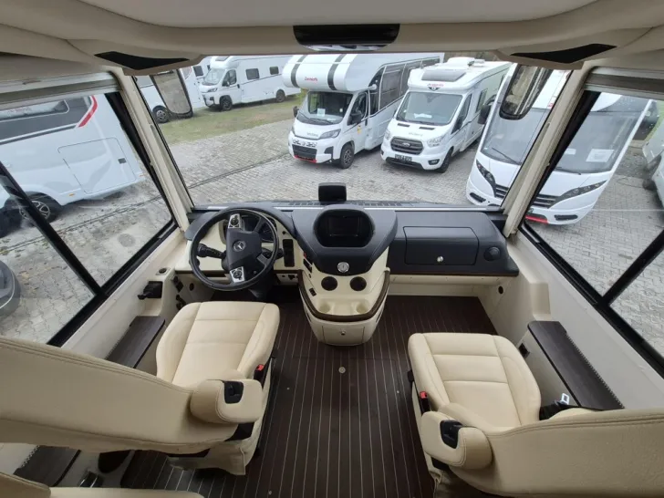 Fahrzeugbild Concorde Liner Plus 990 G #17