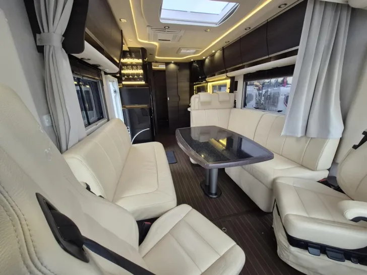 Fahrzeugbild Concorde Liner Plus 990 G #19