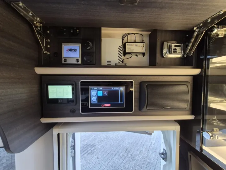 Fahrzeugbild Concorde Liner Plus 990 G #20