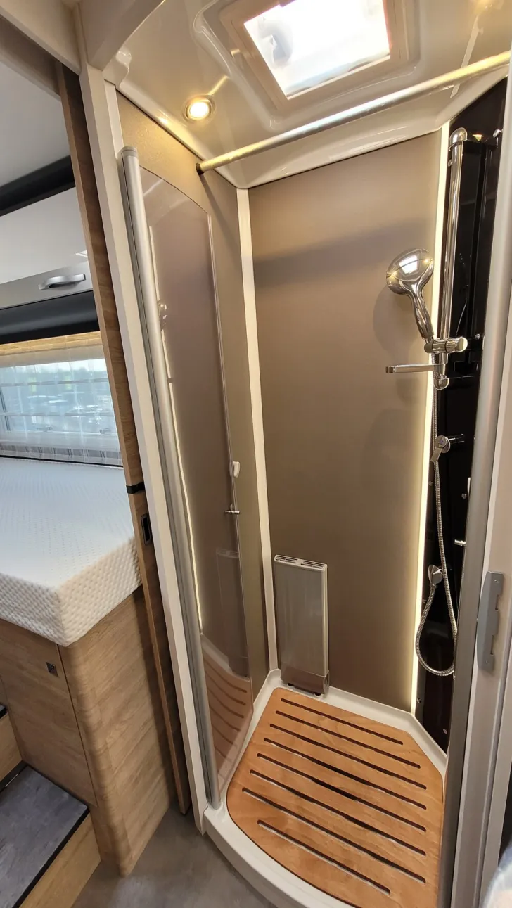 Fahrzeugbild Dethleffs Globetrotter XXL A 9000-2 EB #17