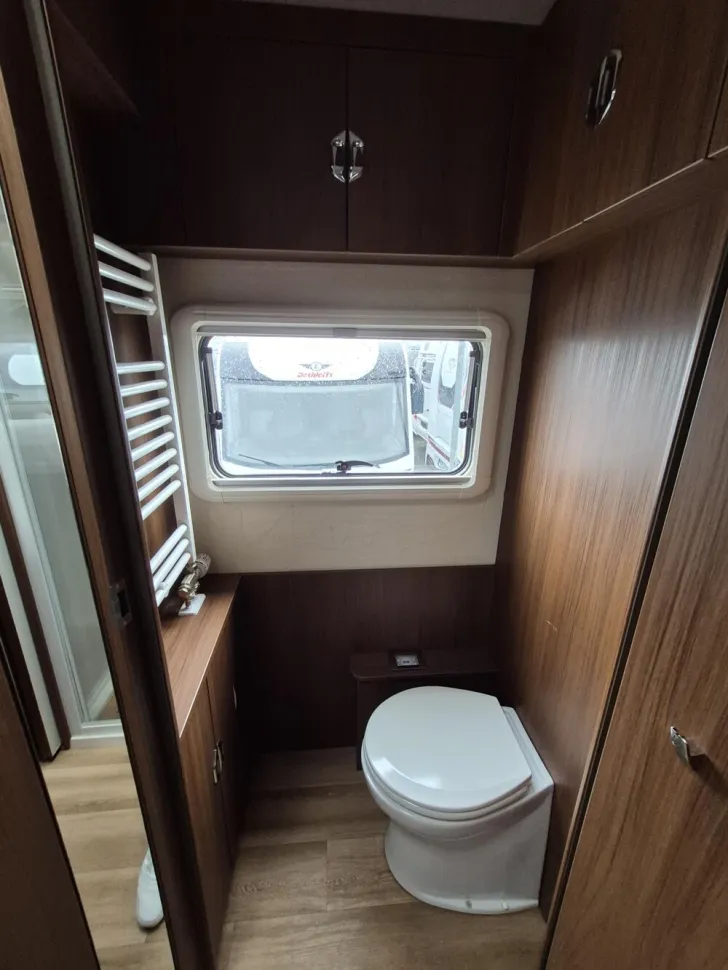 Fahrzeugbild Niesmann + Bischoff Flair 880 LE #17