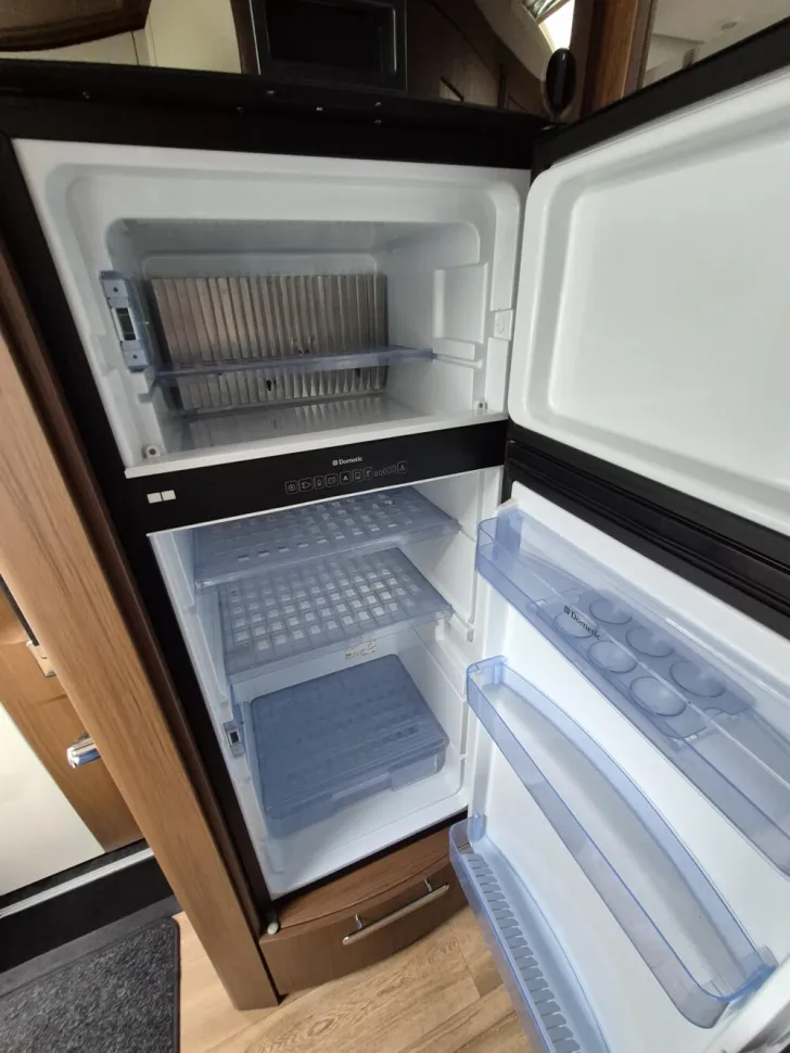 Fahrzeugbild Niesmann + Bischoff Flair 880 LE #24