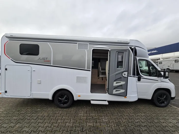Fahrzeugbild Dethleffs Just Camp Active T 7052 EBL #6
