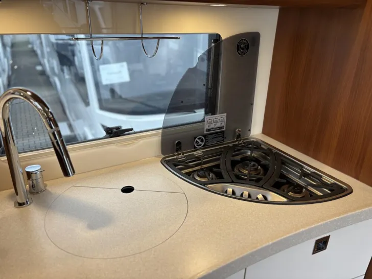 Fahrzeugbild Carthago liner-for-two I 53 #19