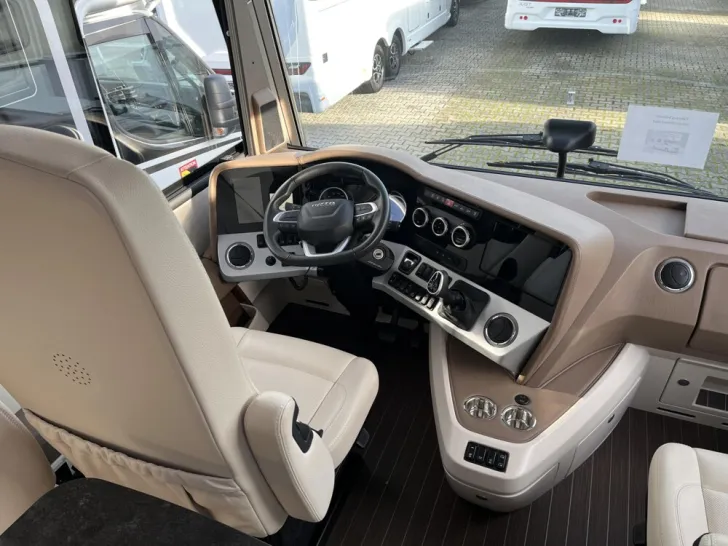 Fahrzeugbild Concorde Charisma 860 LI #15