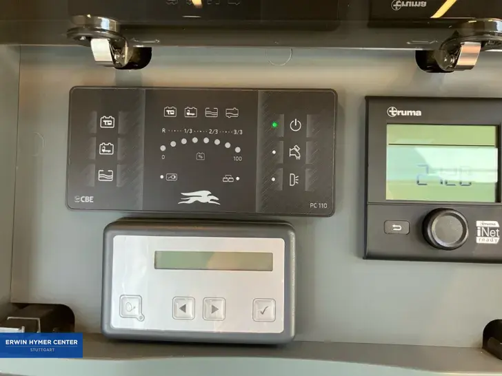 Fahrzeugbild Laika Kosmo L 319 #15