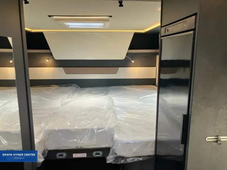 Fahrzeugbild Laika Kosmo L 319 #22