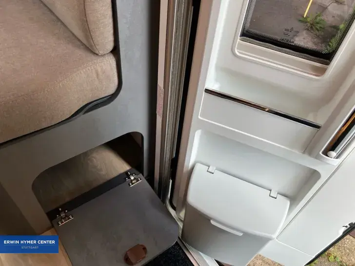 Fahrzeugbild Laika Kosmo L 319 #30