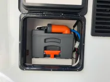 Fahrzeugbild Laika Kosmo L 409 #10