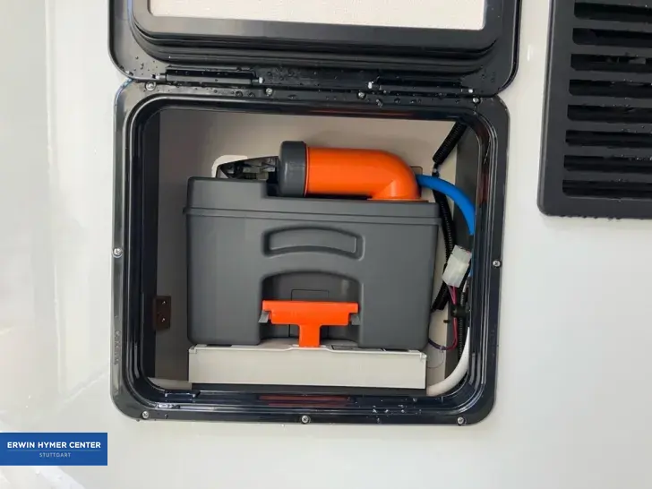 Fahrzeugbild Laika Kosmo L 409 #10