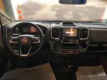 Fahrzeugbild Laika Kosmo L 409 #11