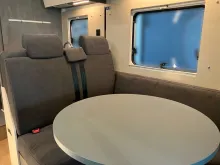 Fahrzeugbild Laika Kosmo L 409 #14