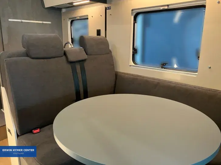 Fahrzeugbild Laika Kosmo L 409 #14