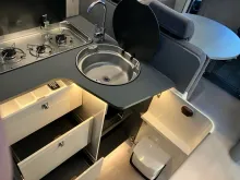 Fahrzeugbild Laika Kosmo L 409 #17