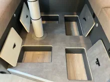 Fahrzeugbild Laika Kosmo L 105 #17