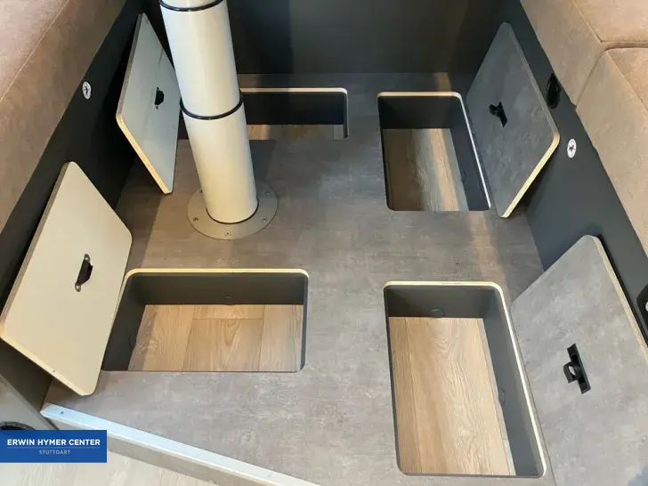 Fahrzeugbild Laika Kosmo L 105 #17