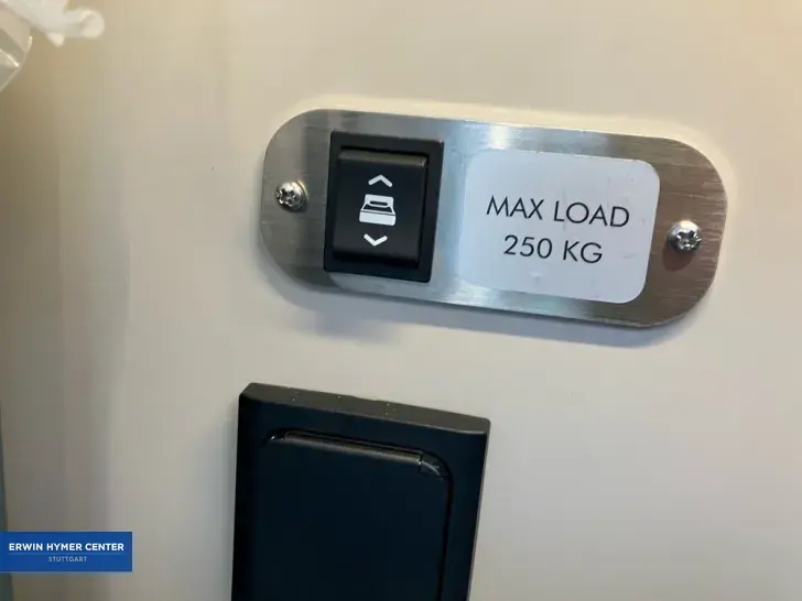 Fahrzeugbild Laika Kosmo L 105 #24