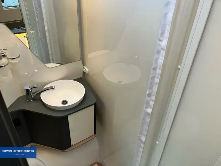 Fahrzeugbild Laika Kosmo L 105 #28