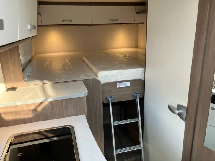 Fahrzeugbild Carado V 337 #23