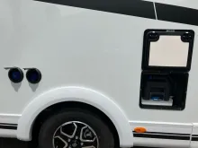 Fahrzeugbild Laika Kosmo L 319 #8