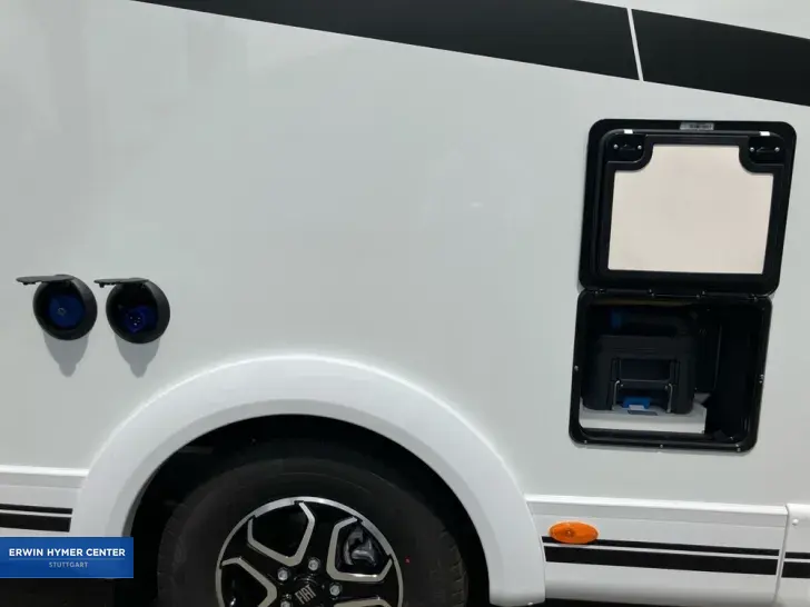 Fahrzeugbild Laika Kosmo L 319 #8