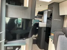 Fahrzeugbild Laika Kosmo L 319 #27