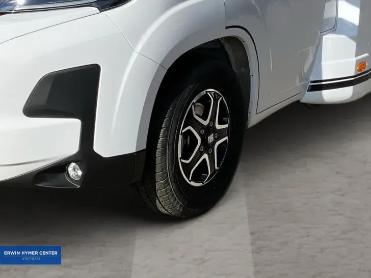 Fahrzeugbild Laika Kosmo L 409 #6