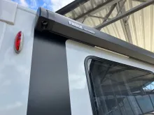 Fahrzeugbild Laika Kosmo L 409 #8