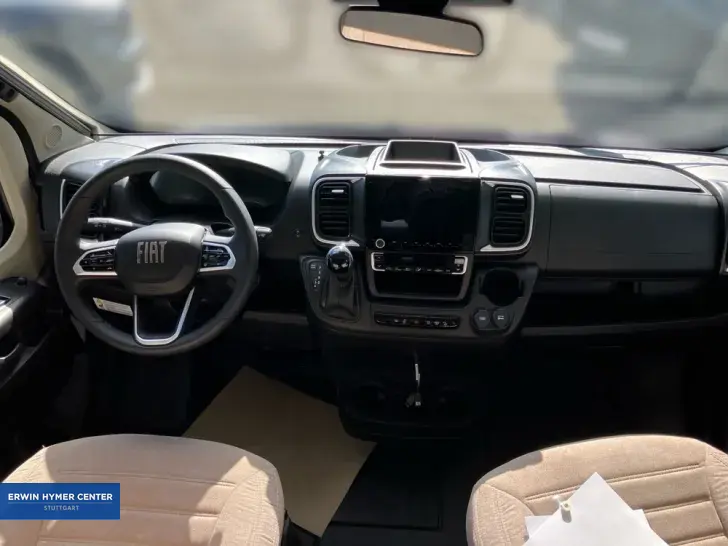 Fahrzeugbild Laika Kosmo L 409 #11