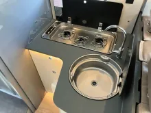 Fahrzeugbild Laika Kosmo L 409 #16