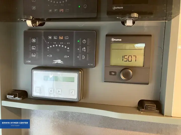 Fahrzeugbild Laika Kosmo L 409 #29