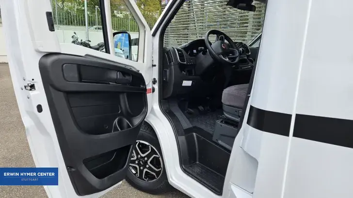 Fahrzeugbild Laika Kosmo L 409 #6