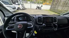 Fahrzeugbild Laika Kosmo L 409 #7