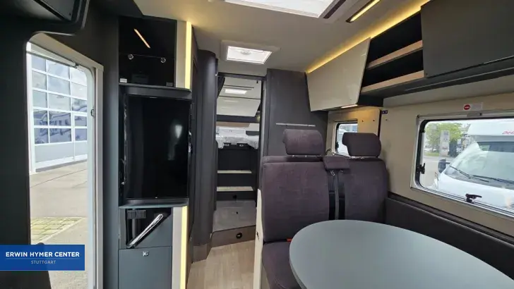 Fahrzeugbild Laika Kosmo L 409 #15