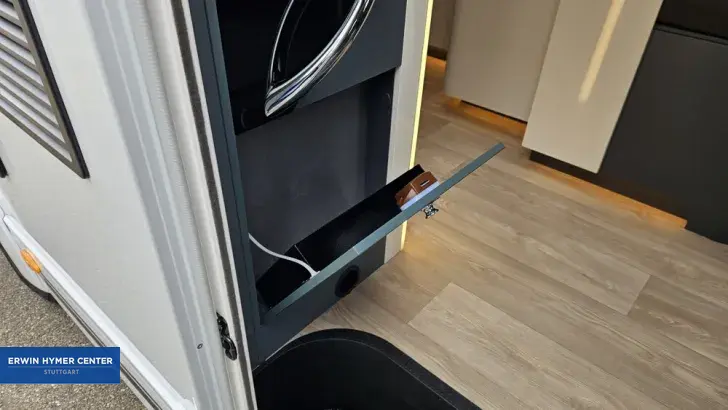 Fahrzeugbild Laika Kosmo L 409 #18