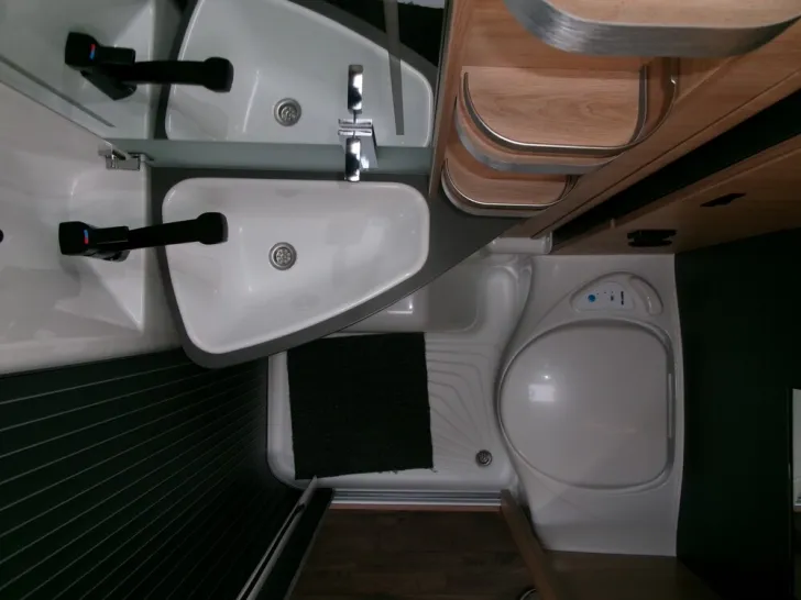 Fahrzeugbild Knaus L!VE TI PLATINUM SELECTION 650 MEG LIVE #12